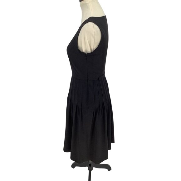 Calvin Klein Little Black Dress Womens 4 Pleated Sleeveless Fit & Flare Classic - Picture 4 of 10